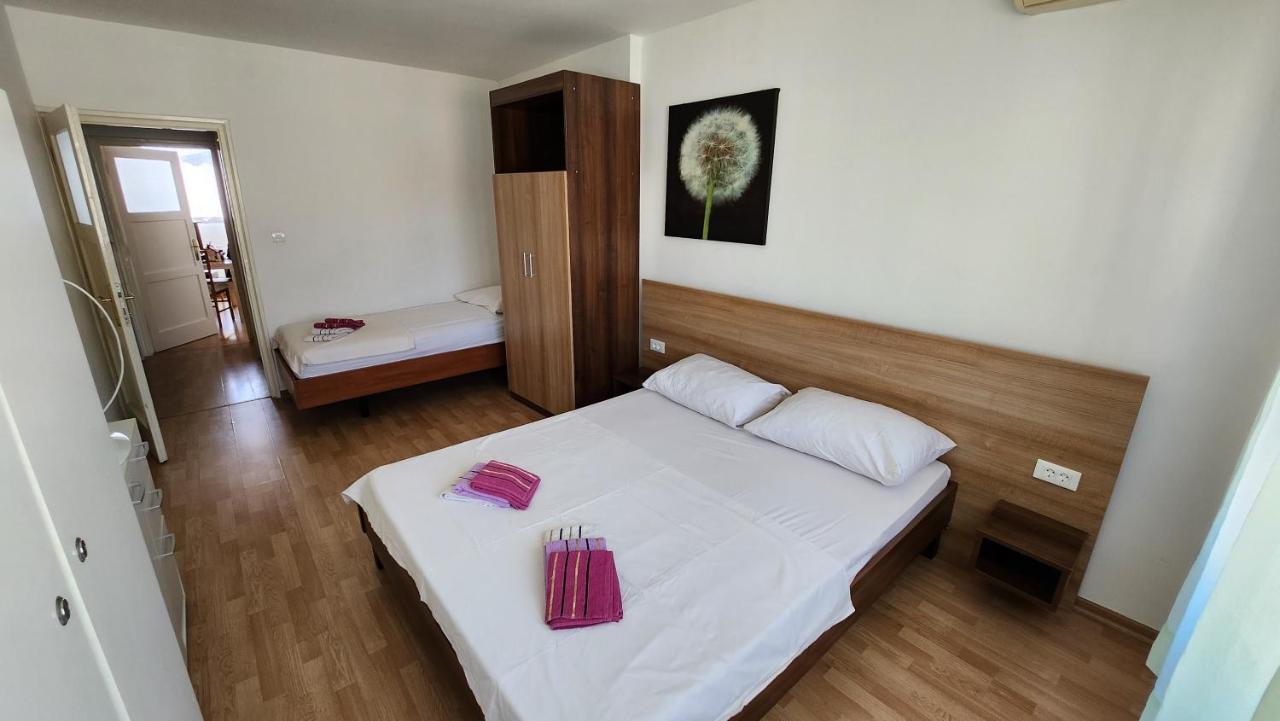 Ferienwohnung Live In Split Exterior foto